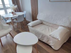 Studio rénové au pied des pistes avec internet collectif - FR-1-292-229