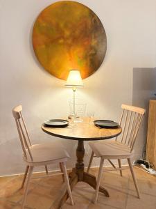 Studio au coeur dEygalières avec terrasse privée