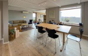Awesome Home In Knebel With House Sea View