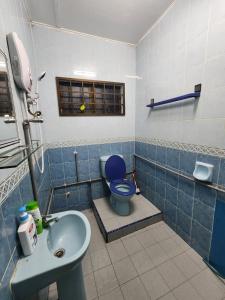 Raintown RR Homestay