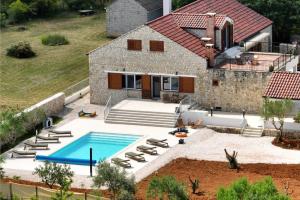 Villa Demare with Heated Pool, Free EVC Station