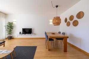 Elegant Marina View T2 Apartment- The Moorings
