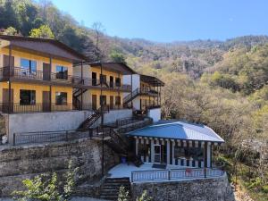 Pacific inn Devsthali Resort kadarnath