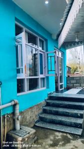 Bakhshi guest house