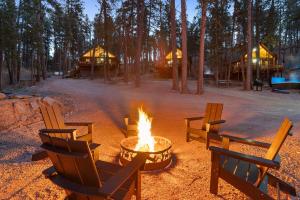 Pine Ridge Lodge- Hottub and Near Mt Rushmore