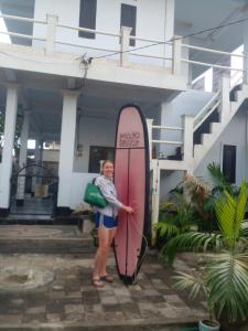Hans Surfer Homestay