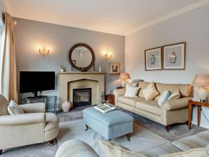 3 Bed in Bakewell oc-95419