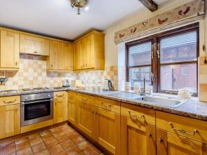 2 Bed in Shrewsbury oc-86590