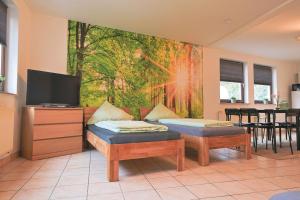 Ferienwohnung mit TV, Küche und Terasse nahe Kassel OG