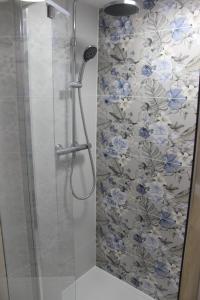 Blackburn Retreat Hot Tub Couples Retreat