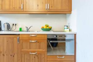 Rex Elegant 1-Bedroom by the Market Square