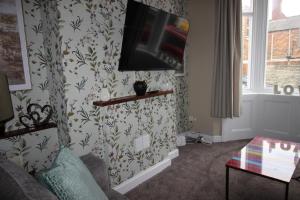 Brinkburn House Sleeps 8 Beautiful House