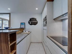 Charmant T3 rénové, ski aux pieds, Val Claret, 5-6 pers, WiFi inclus - FR-1-641-90