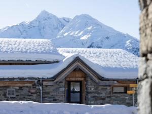 Chalet rénové avec espace bien-être à La Rosière - FR-1-690-39