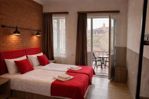 Tbil Inn Hotel