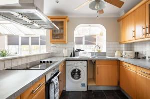 Wild Roses - The Maple House - Beaulieu Park