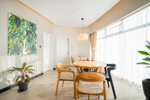 Sunny Sunset 2 Bedrooms in Westlands