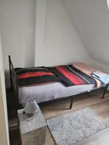 Schöne Vollausgestattete Monteurs- Gästewohnung nähe Raffinerie Leuna und Geiseltalsee 0308