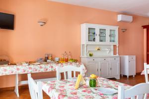 B&B Contemoro