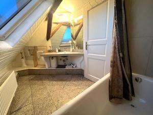 Apartment 180 qm BIBERBURG, in der romantischen Rödermühle an der Fränkischen Saale in Deutschlands Mitte, 8 km zur A7