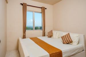3 BR Apartment with City & Sea Views Galle