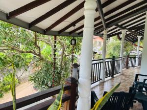 Win Villa Ahangama