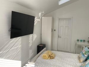 Double Bedroom with Private Entrance