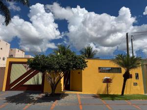 Casa Camargo - com ar condic e mercado