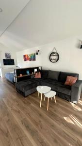 Lane Stay Studio