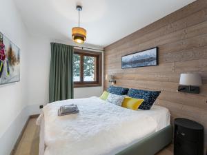 Appartement neuf avec terrasse, 2 chambres près des pistes, sauna, hammam, salle de sport, parking - FR-1-569-57