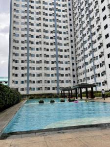 Modern Aesthetic Studio at Mplace near Tomas Morato