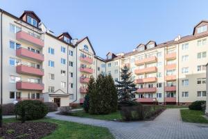 Spacious apartment at Polnej Róży near the Kabaty Metro station