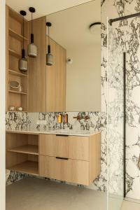 Lighthouse View - Sol Marina