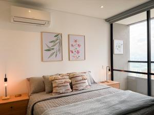 Grand By Linares 1211 Private Balcony & City Skyline Views