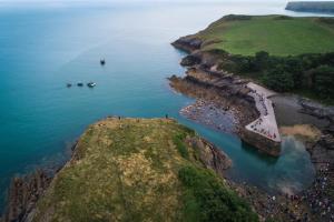 2 Bed in Freshwater East oc-w28847
