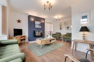 3 Bed in Whitby oc-w015
