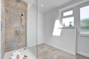 3 Bed in Whitby oc-w015