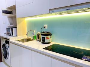 The Sun Avenue Residences Apartment