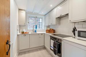 2 Bed in Whitby oc-dedi4