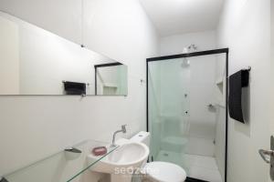 Apto 2 Quartos em Salvador LEB0101