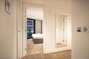 Beautiful 2 bed 2 bath Battersea Power Stn