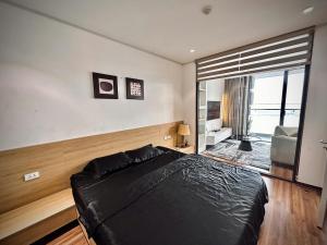 Apartment on 20th & 31st floor, Bai Chay Bridge & Ha Long Bay view