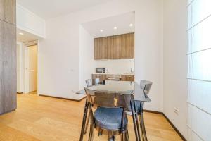 Andrea Flat - near Metro & Wi-Fi