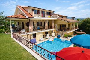 Villa Esteves avec piscine proche Braga Parking-terrasse & calme