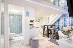 B2 City Center, Dohany street