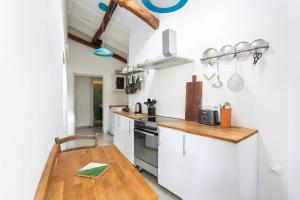 Casa con terrazza panoramica e servizio e-bike