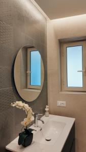 La casa dell imperatrice Costanza