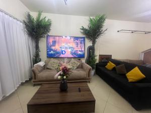 Sahara View Guest House Prime Location on the Dubai Sharjah Border