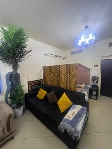 Sahara View Guest House Prime Location on the Dubai Sharjah Border