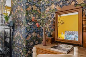 One Drake Road Hotel